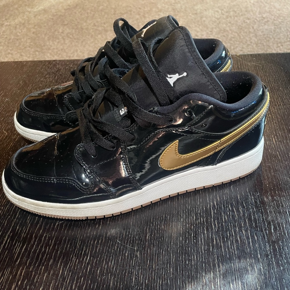 Black Gold Patent jordan 1 retro low sneakers shoes rare Nike